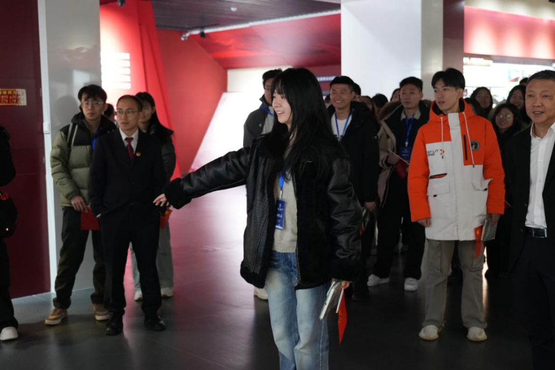 老虎机777
开展“国家宪法日”检校共建检察开放日活动之一